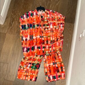 NATORI Vibrant Abstract Pajama Set